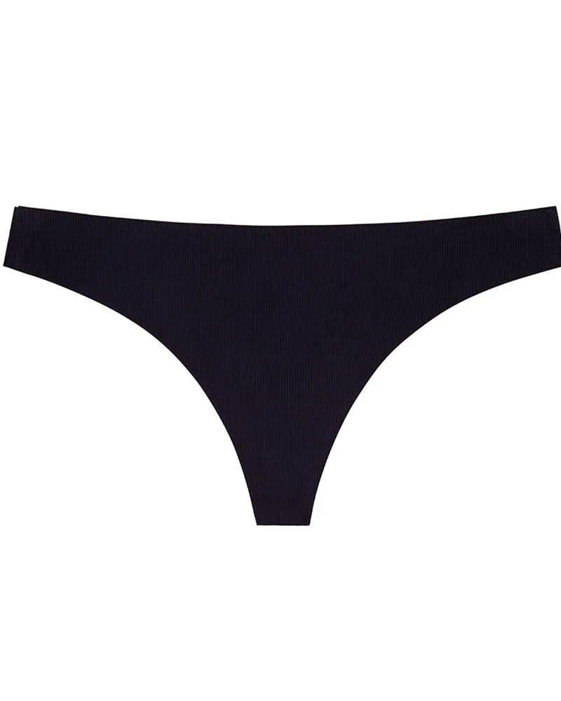 Skinny Low Waist Solid Color Thong Panties